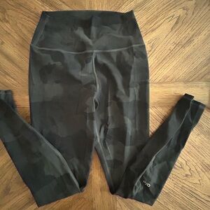 Alo Black Camouflage Leggings